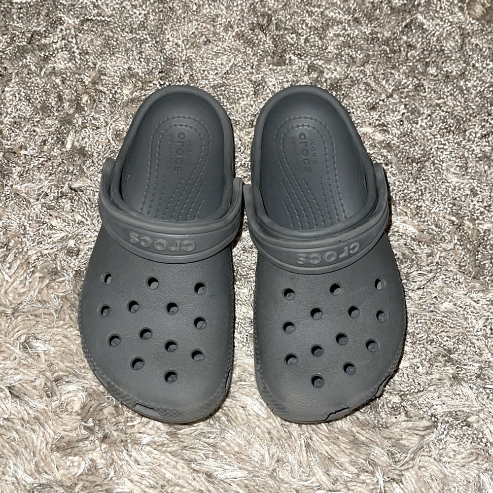 Size 11 Toddler Gray Crocs